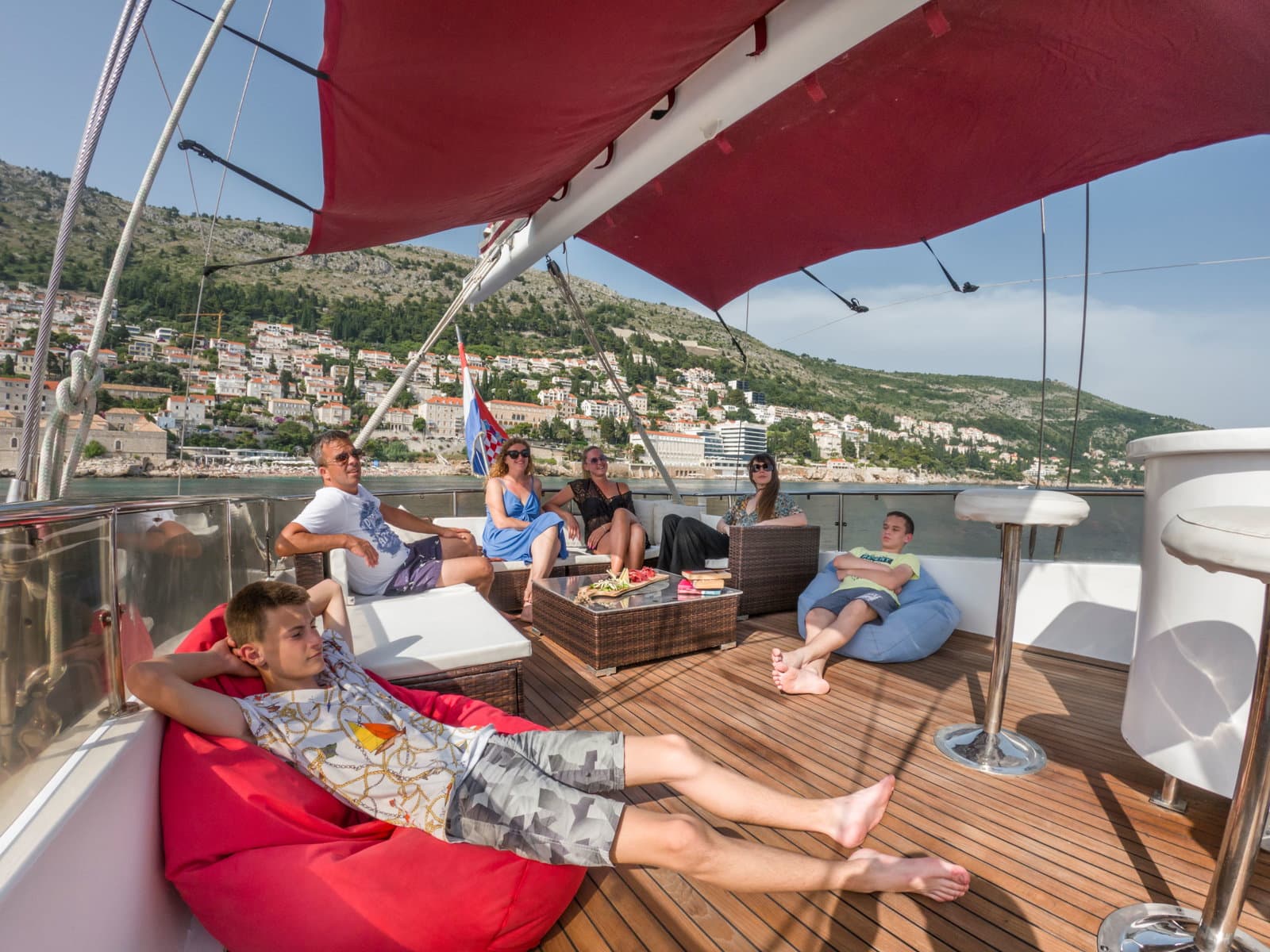 Sun deck with lounging pads