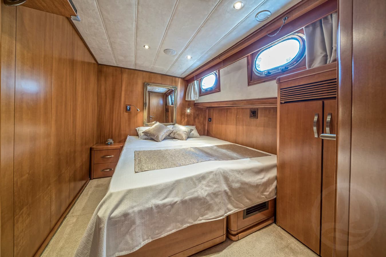 Guest bedroom 3