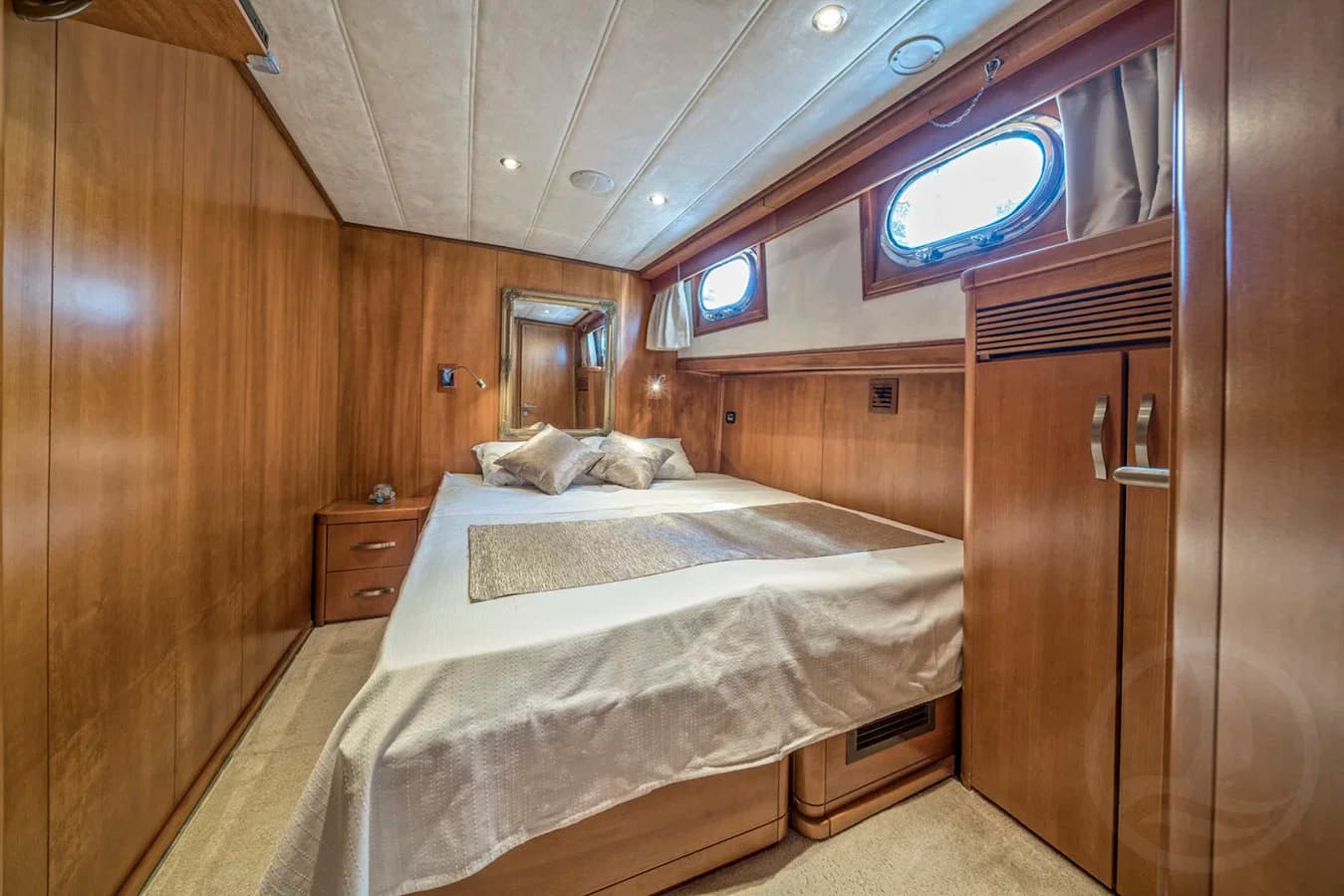 Guest bedroom 3