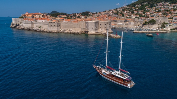 luxury yacht Croatia